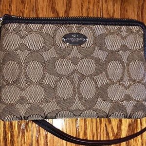 NWT - coach wristlet